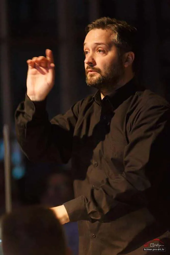 FILIP PAVIŠIĆ